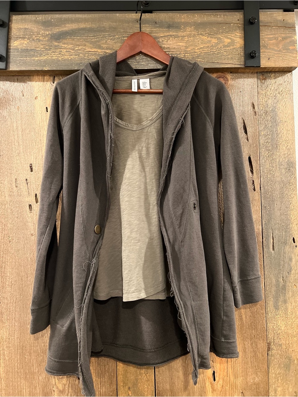 Caslon x Paraphrase Bundle | Hooded Cardigan + V-Neck Tee | Earthy Tones | XS/M